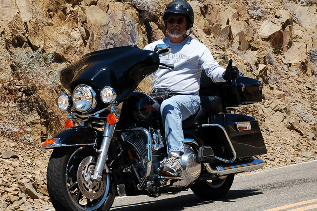 mike-rojas-04.jpg - 160872 Bytes