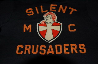 silent-crusaders-sweater-02c.jpg - 31367 Bytes